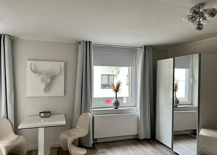 Living In Ohligs Dachgeschoss 4 Personen Appartement *