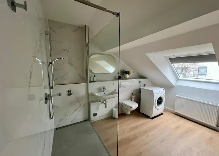 Living In Ohligs Dachgeschoss 4 Personen Appartement